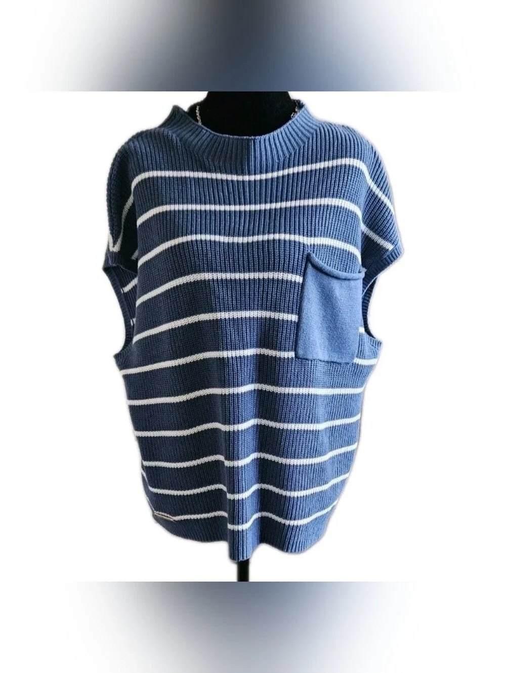Simply Southern NWT Blue White Striped Sweater Vest Pocket Size Large.